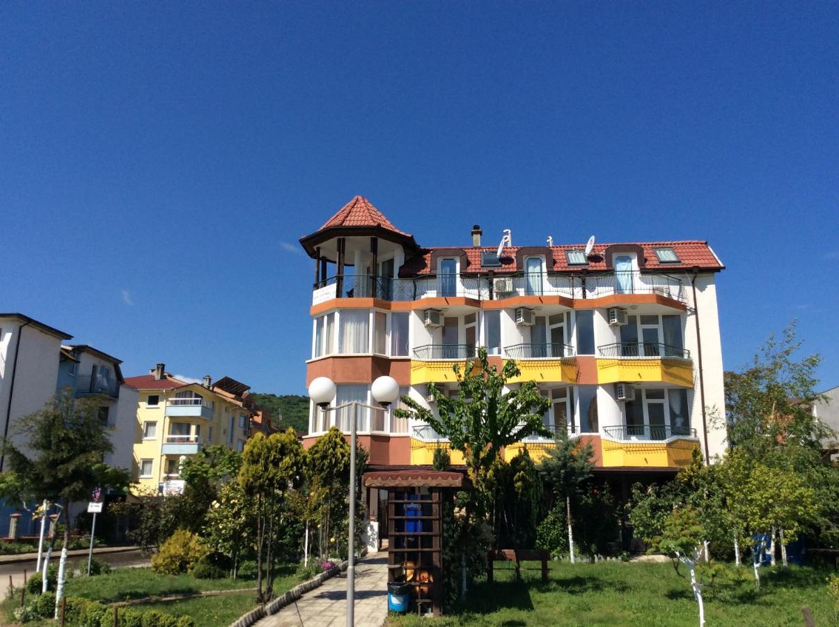 Hotel Sunny Island Obzor Esterno foto